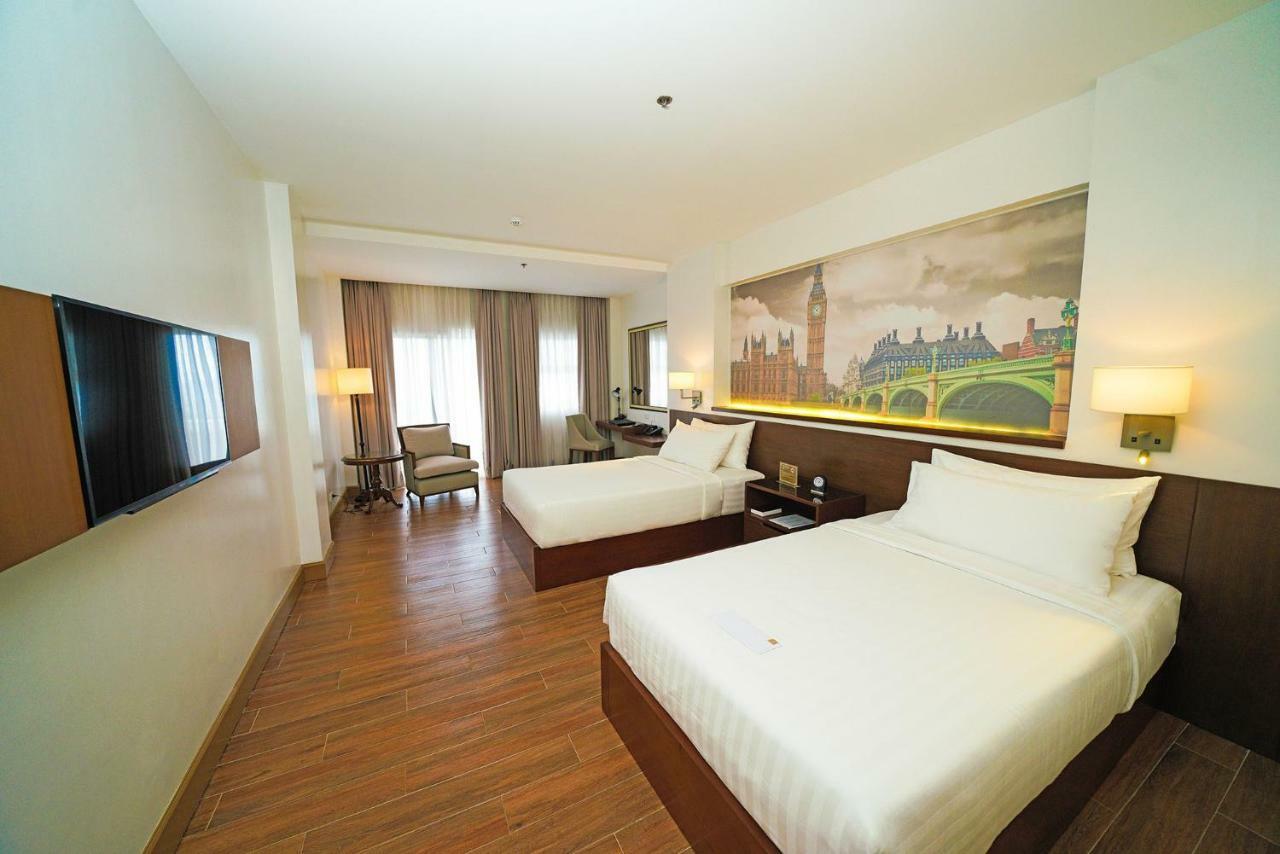 Hotel Carlito Tagaytay تاجيتاي المظهر الخارجي الصورة
