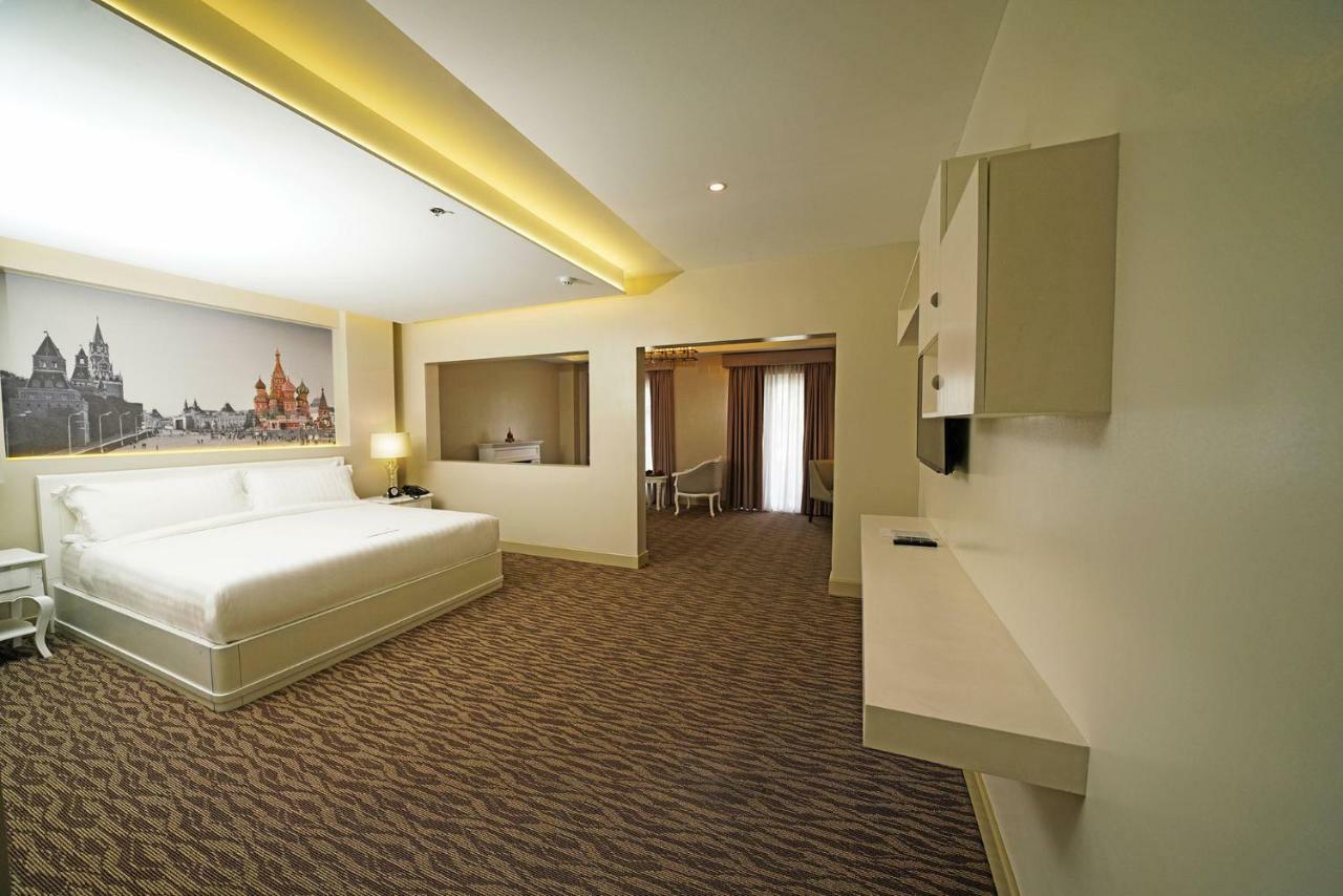 Hotel Carlito Tagaytay تاجيتاي المظهر الخارجي الصورة