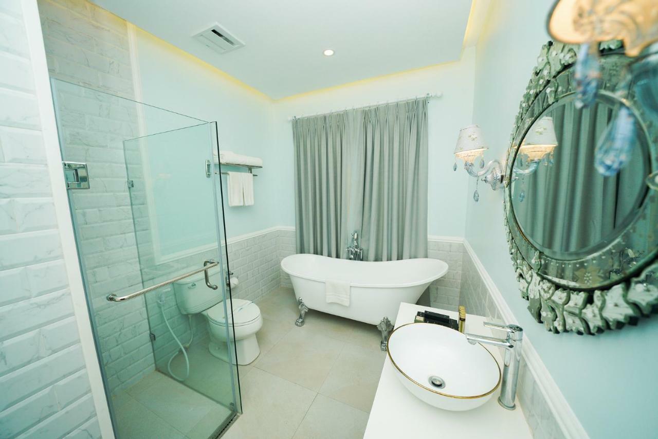 Hotel Carlito Tagaytay تاجيتاي المظهر الخارجي الصورة