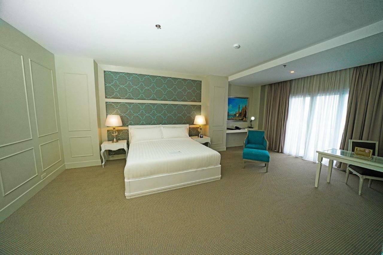 Hotel Carlito Tagaytay تاجيتاي المظهر الخارجي الصورة