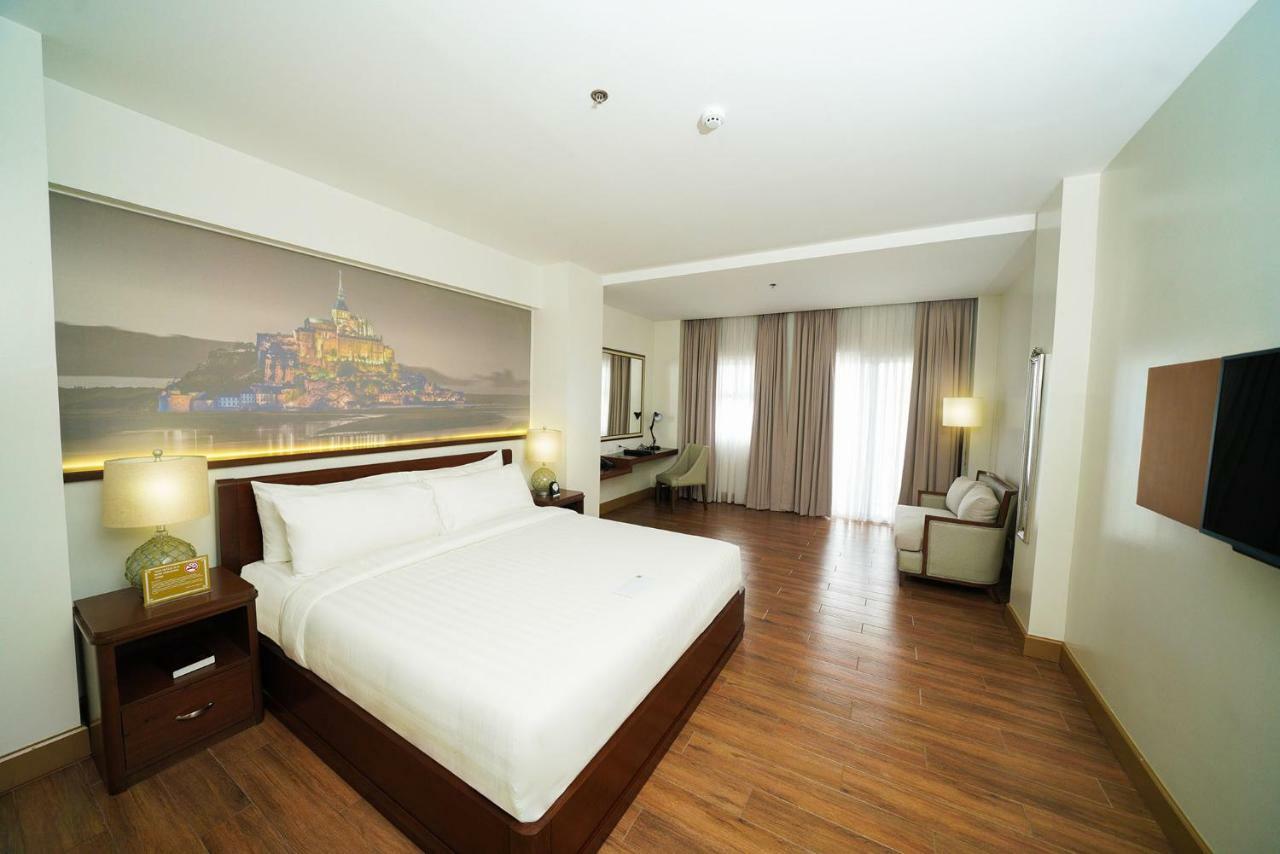 Hotel Carlito Tagaytay تاجيتاي المظهر الخارجي الصورة