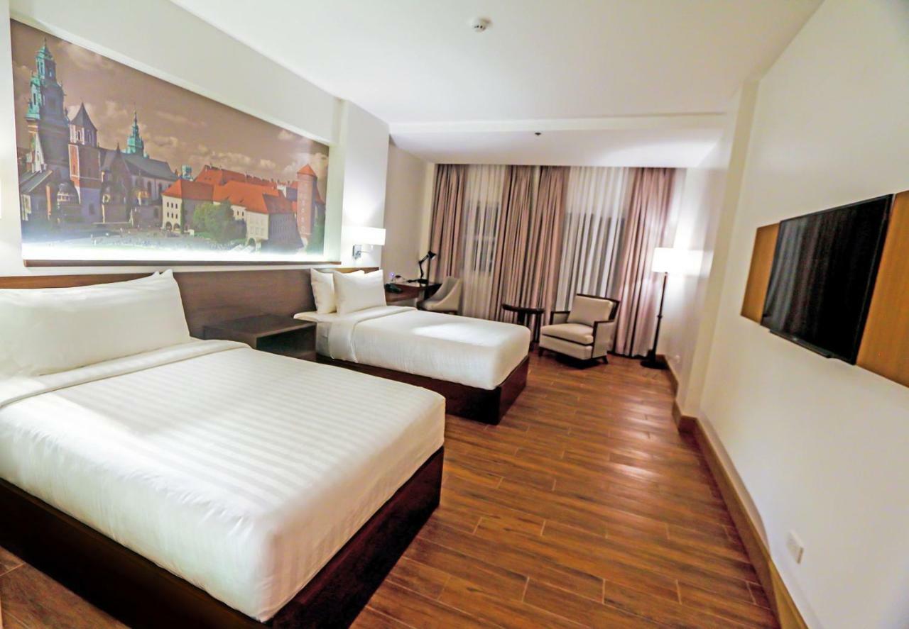 Hotel Carlito Tagaytay تاجيتاي المظهر الخارجي الصورة