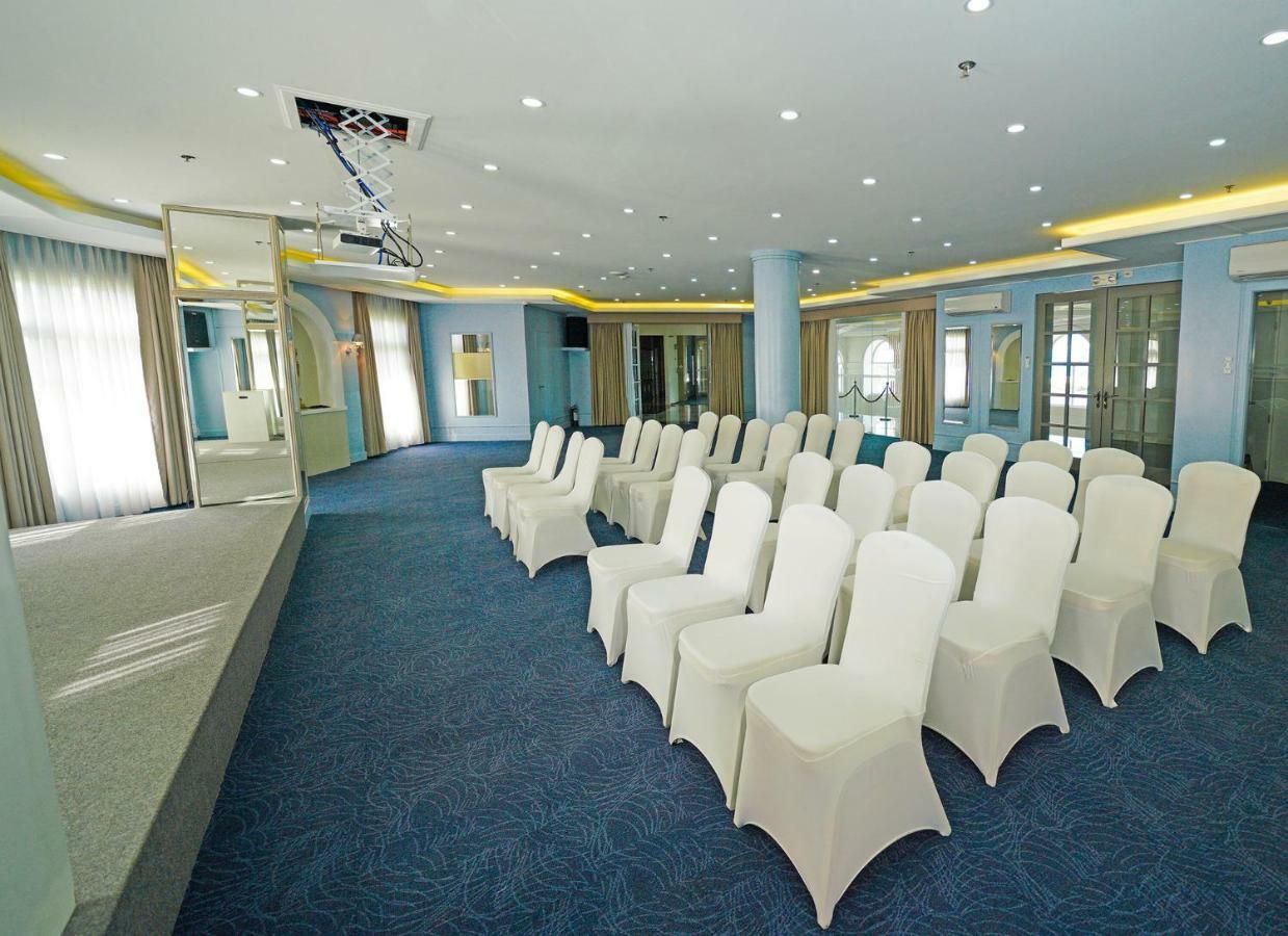 Hotel Carlito Tagaytay تاجيتاي المظهر الخارجي الصورة